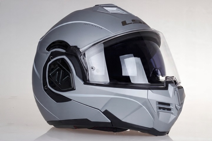 LS2 FF906 ADVANT MOTOCYKLOVÁ PŘILBA STŘÍBRNÁ
