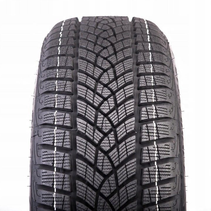 Zimní pneumatika Goodyear Ultra Grip Performance + 235/55R19 105 H přilnavost na sněhu (3PMSF), zesílení (XL) MO - Mecedes-Benz