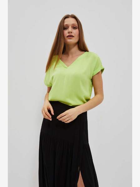 Zelené tričko s výstřihem do V Moodo