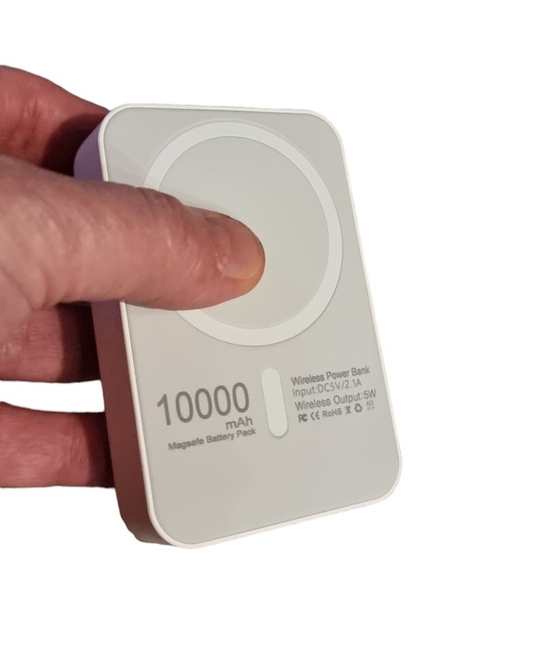Powerbanka Magsafe biela indukčná QI s kapacitou 10000 mAh pre Apple Iphone LACNÉ